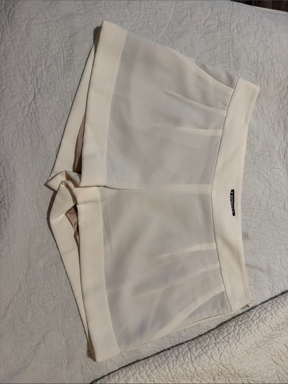 Express Cream Chiffon Overlay Dress Shorts
